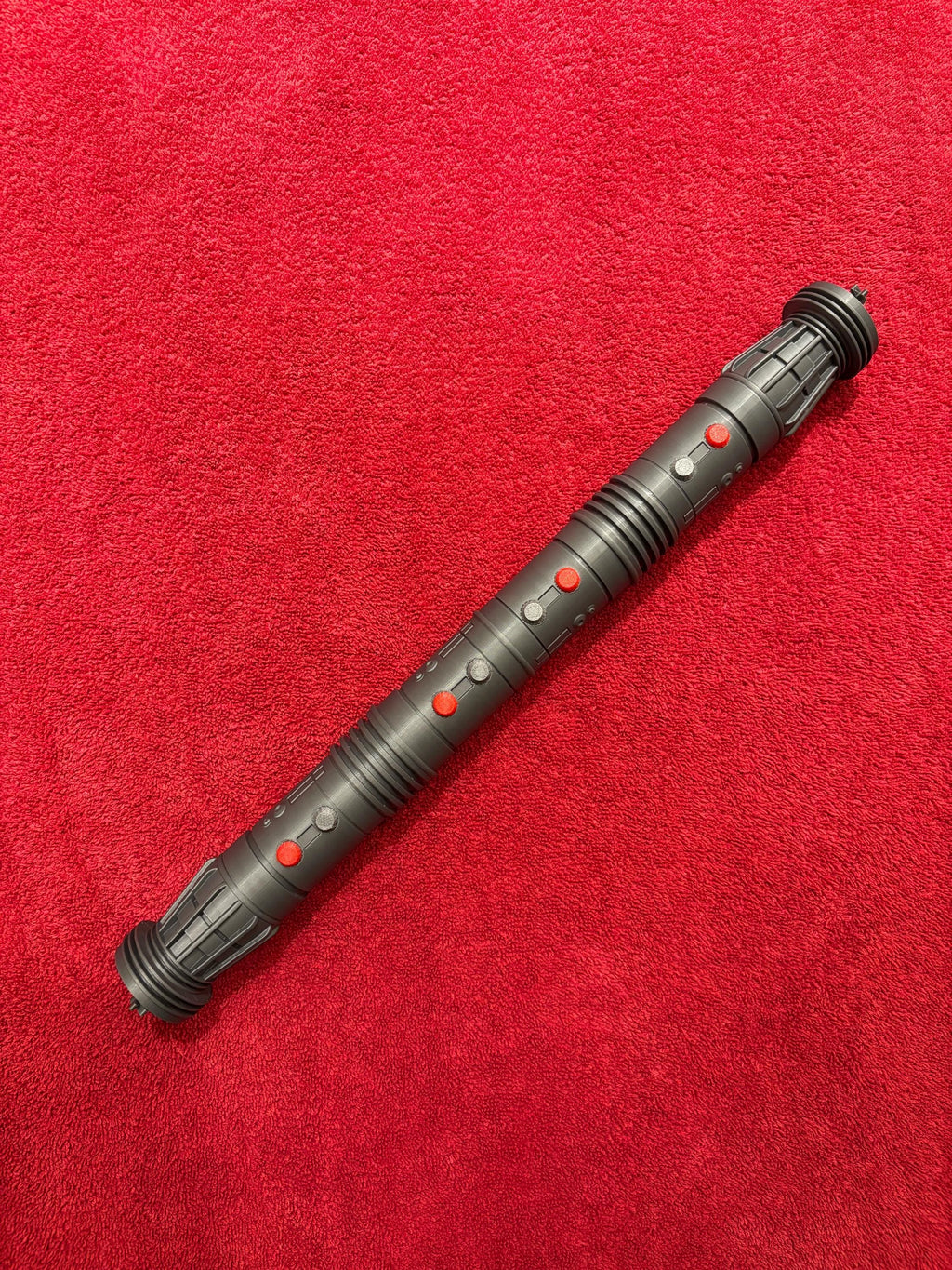 3D Printed Darth Maul Lightsaber Prop With Collapsible Blade