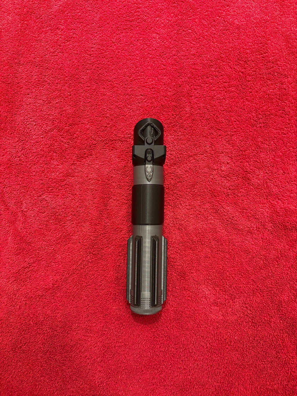 3D Printed Darth Vader Lightsaber Prop With Collapsible Blade